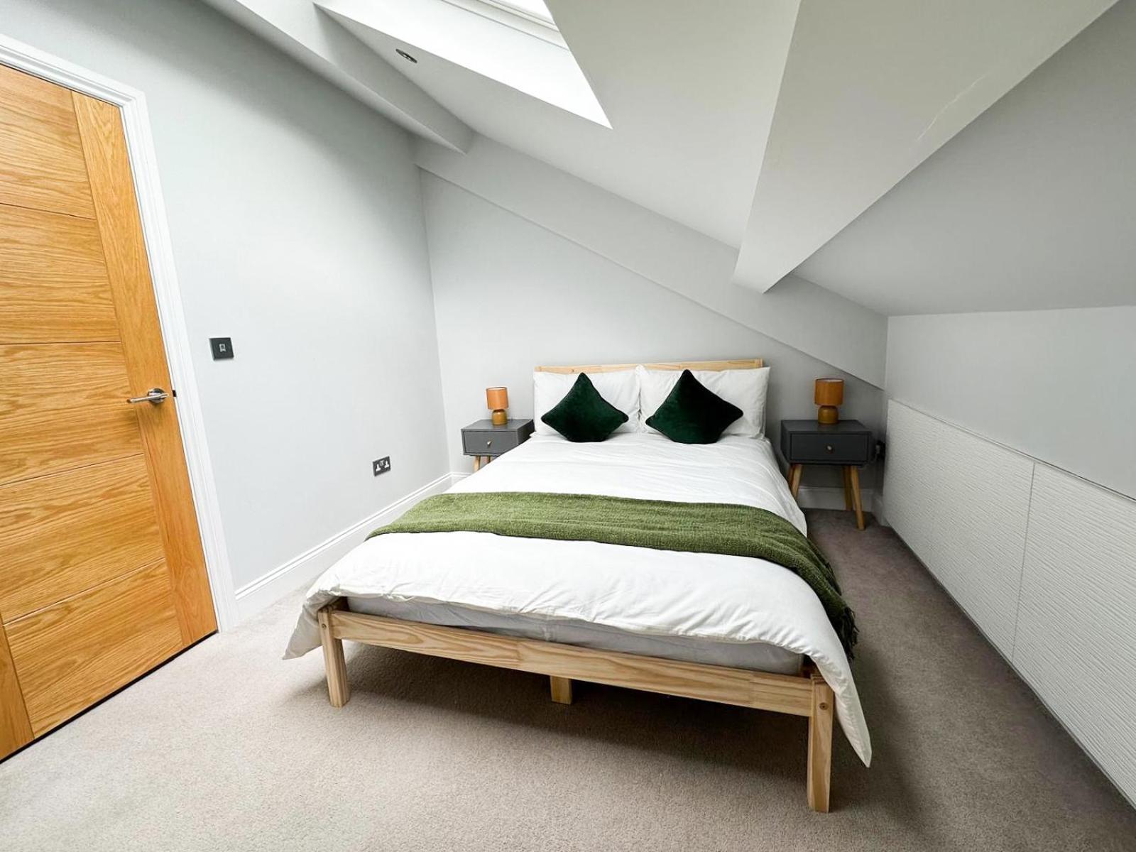 Exceptional 2 Bed Boutique Home In Mill Hill Extérieur photo