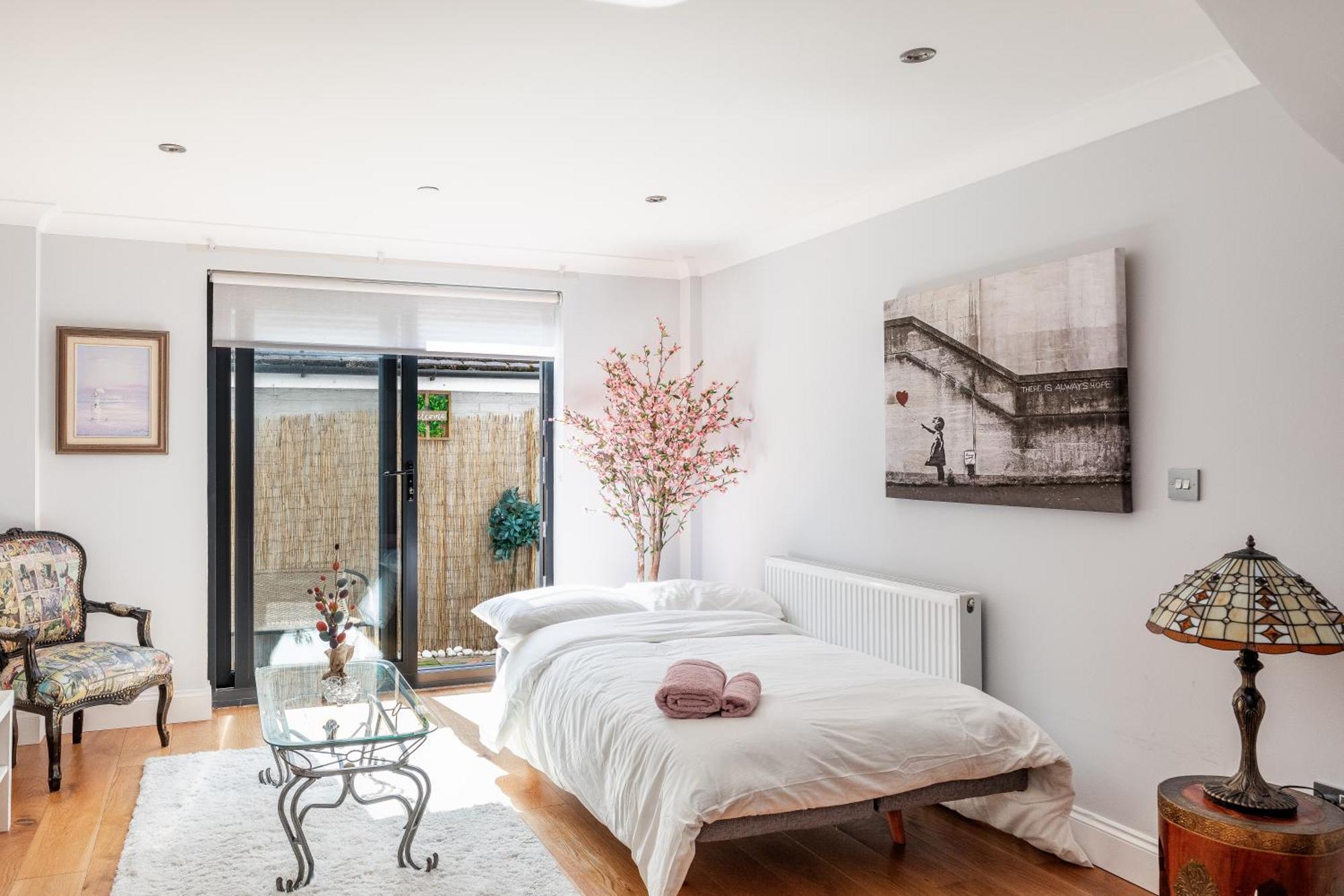 Exceptional 2 Bed Boutique Home In Mill Hill Extérieur photo